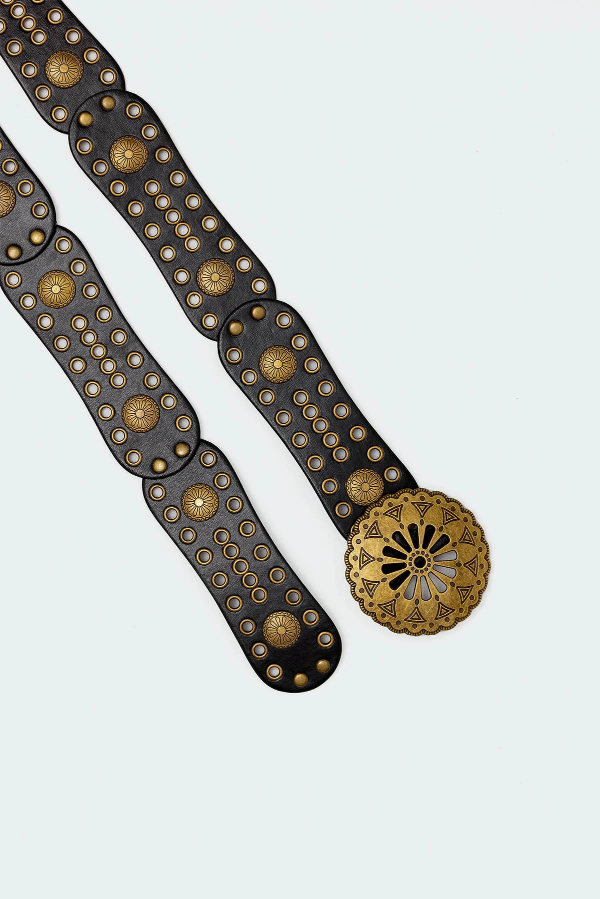 Scalloped Circle Faux Leather Belt - Image 3