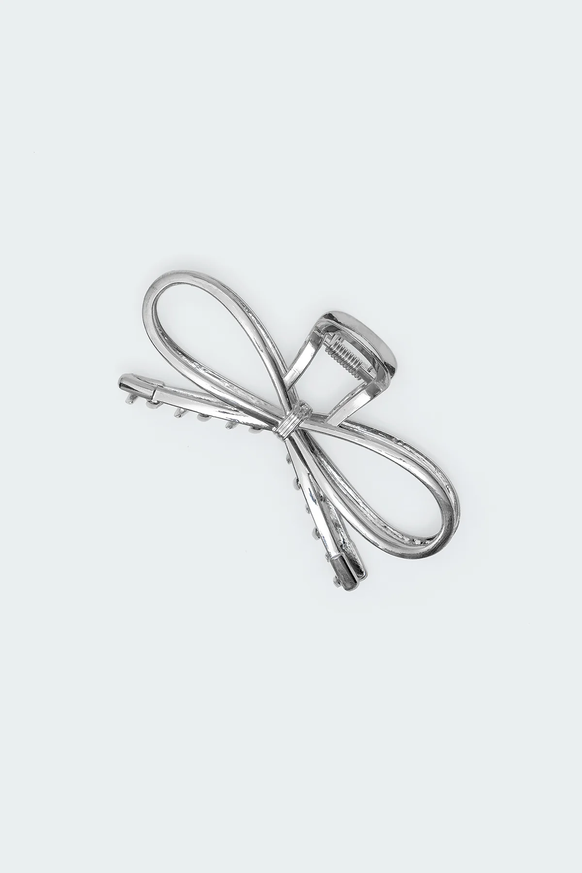 Pretty Bow Hair Clip - Image 2