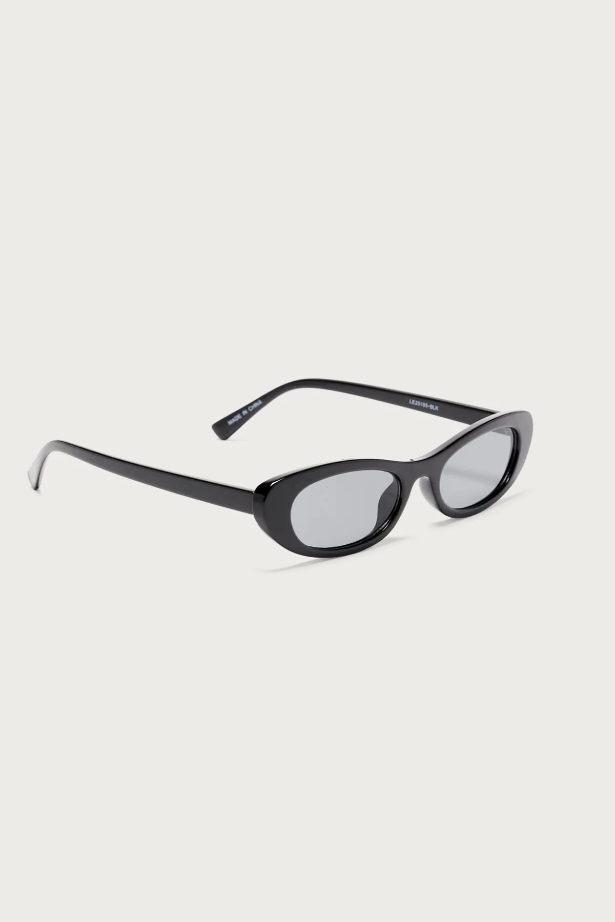 Henlee Oval Sunglasses - Image 3