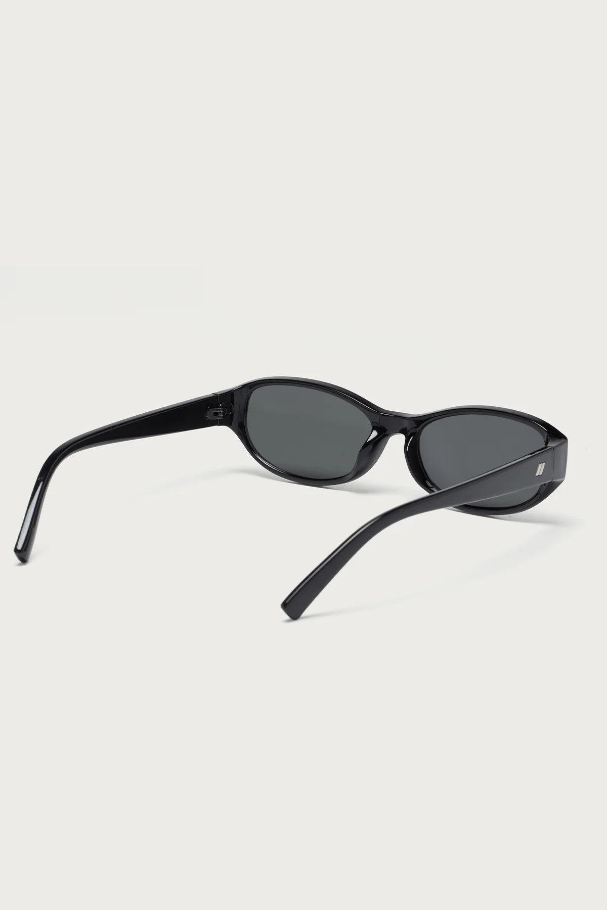 Lavinia Oval Sunglasses - Image 4