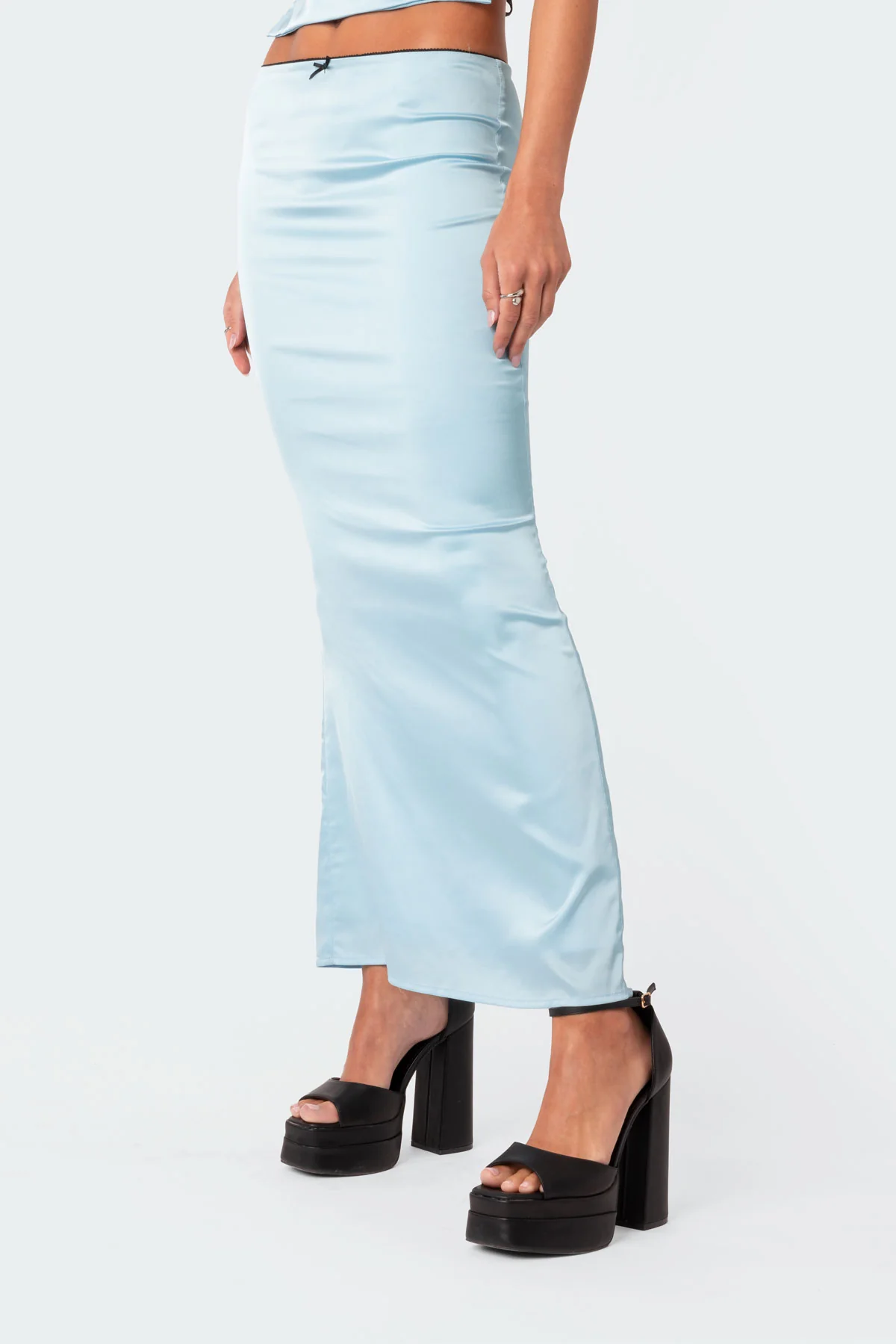 Satin Effect Back Slitted Low Rise Maxi Skirt - Image 3