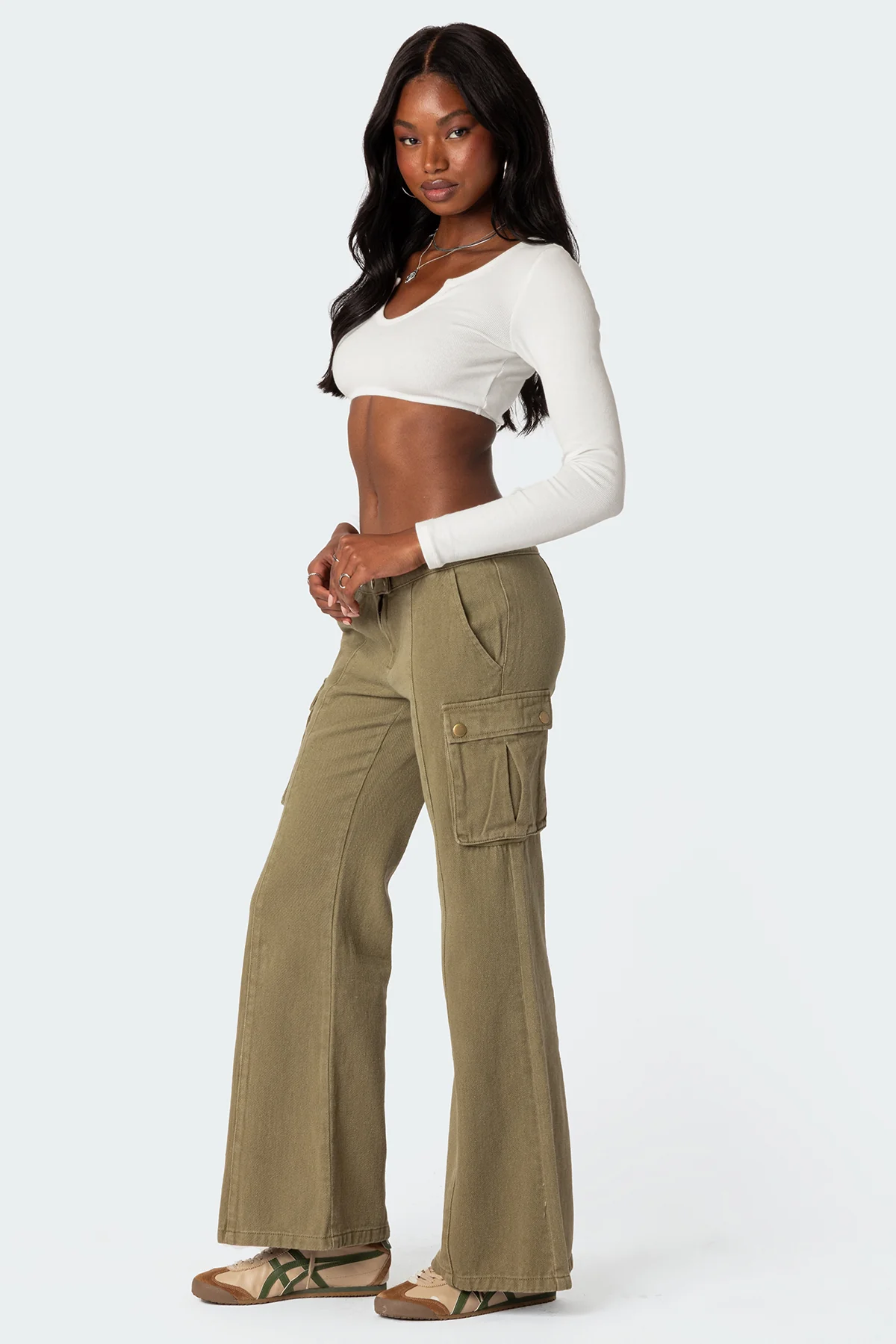 Sabri Low Rise Flared Cargo Jeans - Image 5