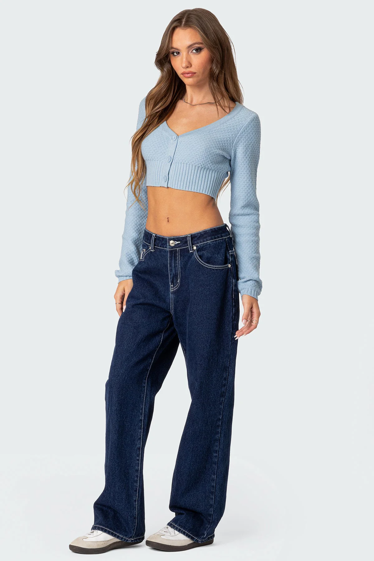 V Neck Cropped Cardigan - Image 4
