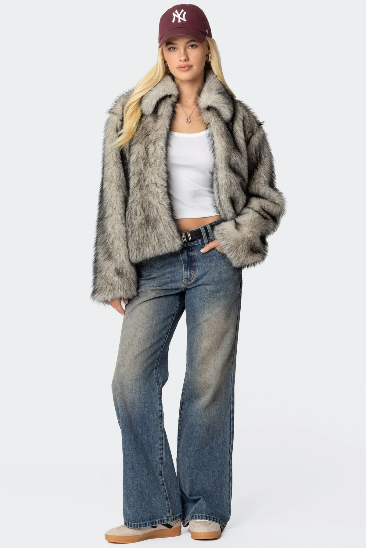 Mob Wife Faux Fur Jacket - Image 3