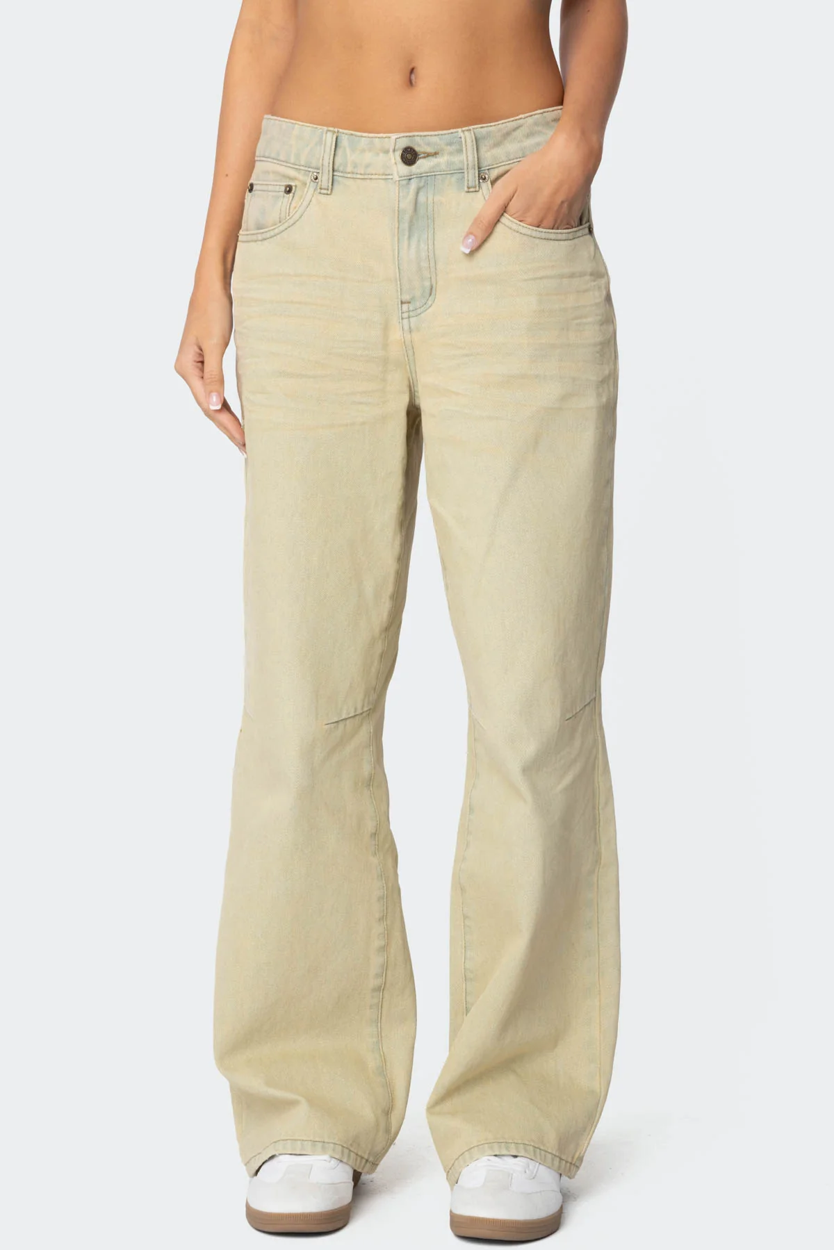 Low Rise Vintage Washed Baggy Jeans - Image 2