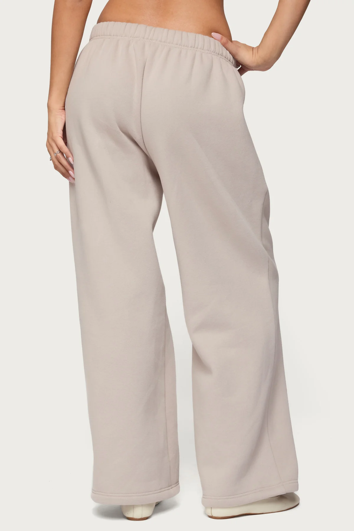 Edikted LA Sweatpants - Image 4