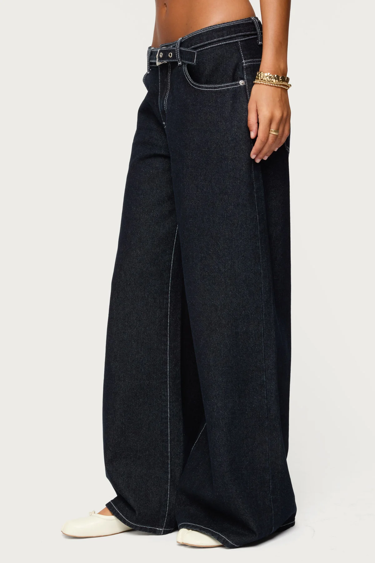 Karah Belt Low Rise Baggy Jeans - Image 4