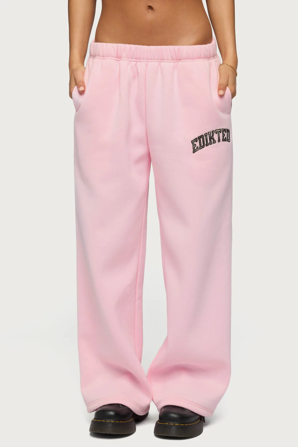 Camo Crush Edikted Sweatpants - Image 2
