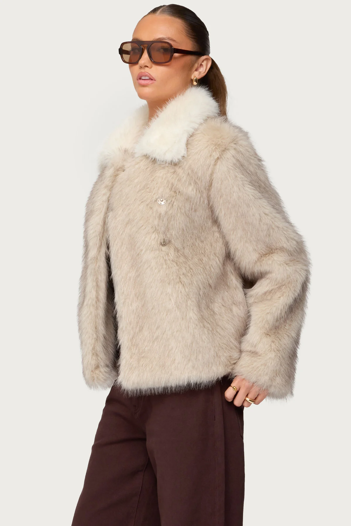 Contrast Collar Faux Fur Jacket - Image 4