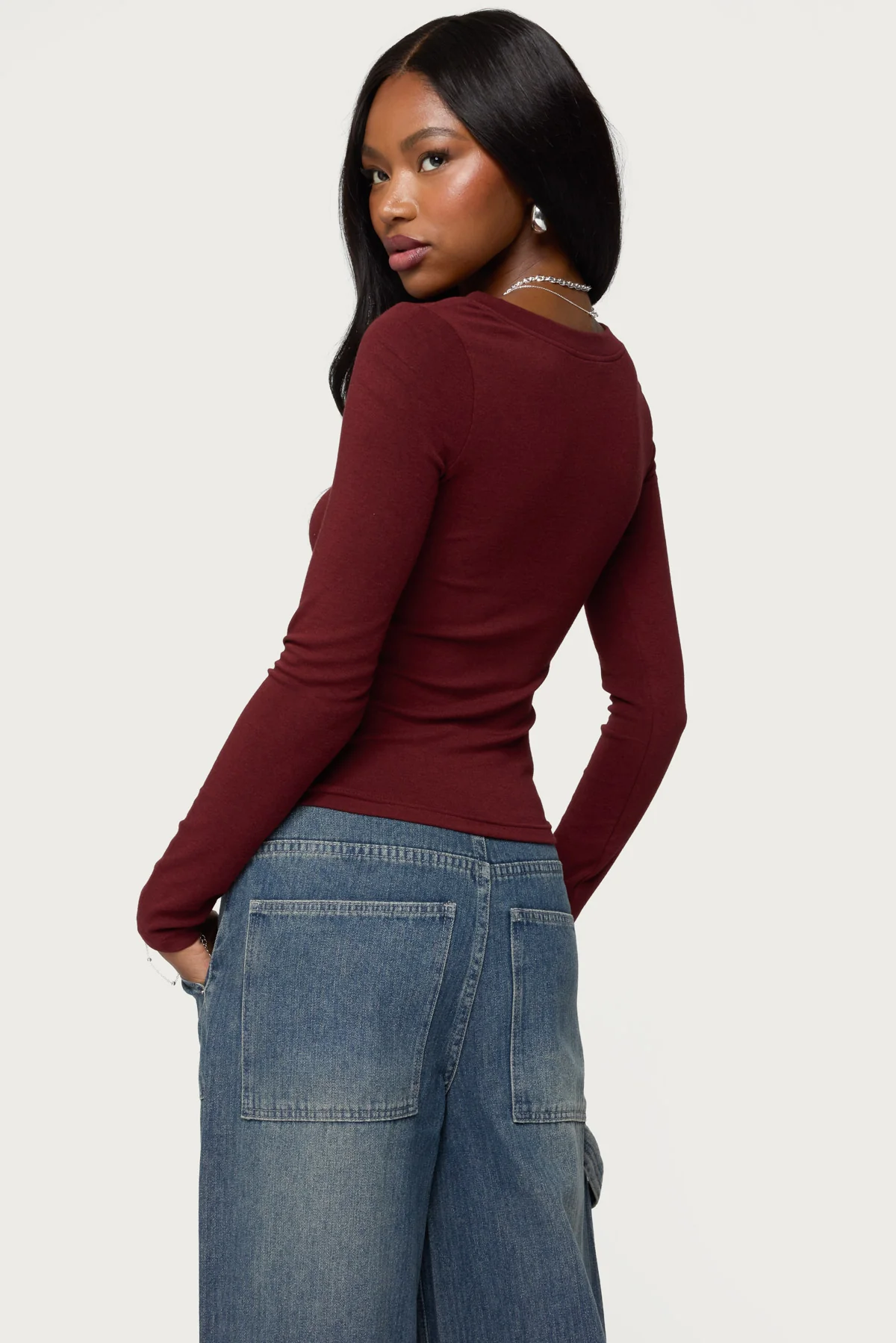 Larna V Neck Ribbed T Shirt - Image 5