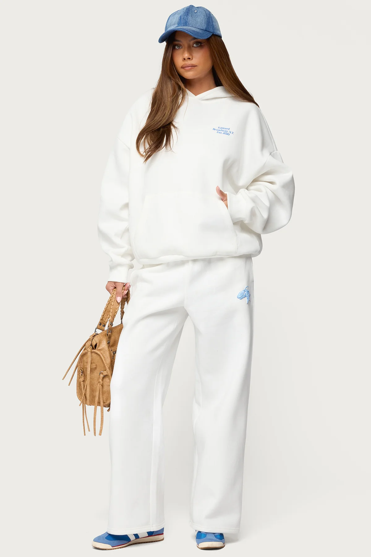 Keychain Cutie Hoodie - Image 5