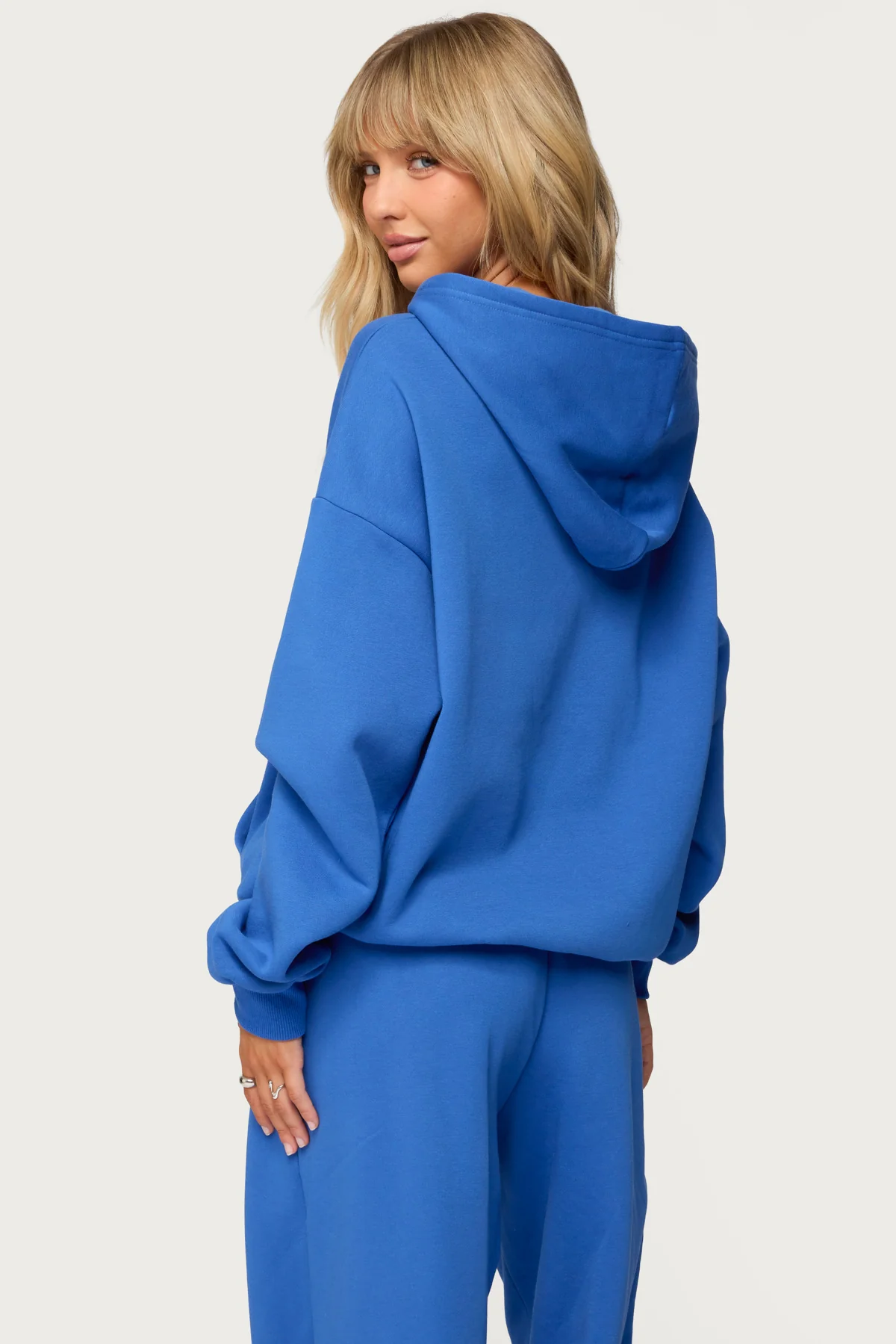Basic Girl Oversized Edikted Hoodie - Image 6