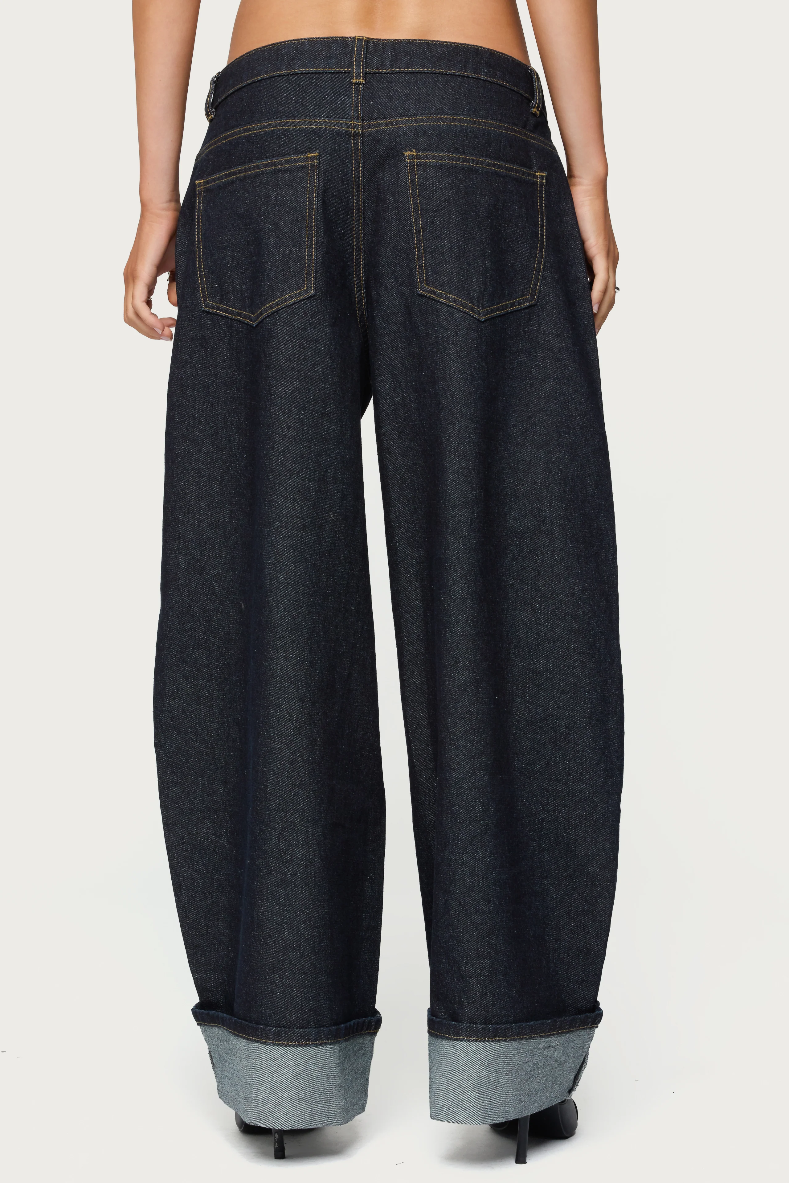 Petite Kella Low Rise Baggy Jeans - Image 5
