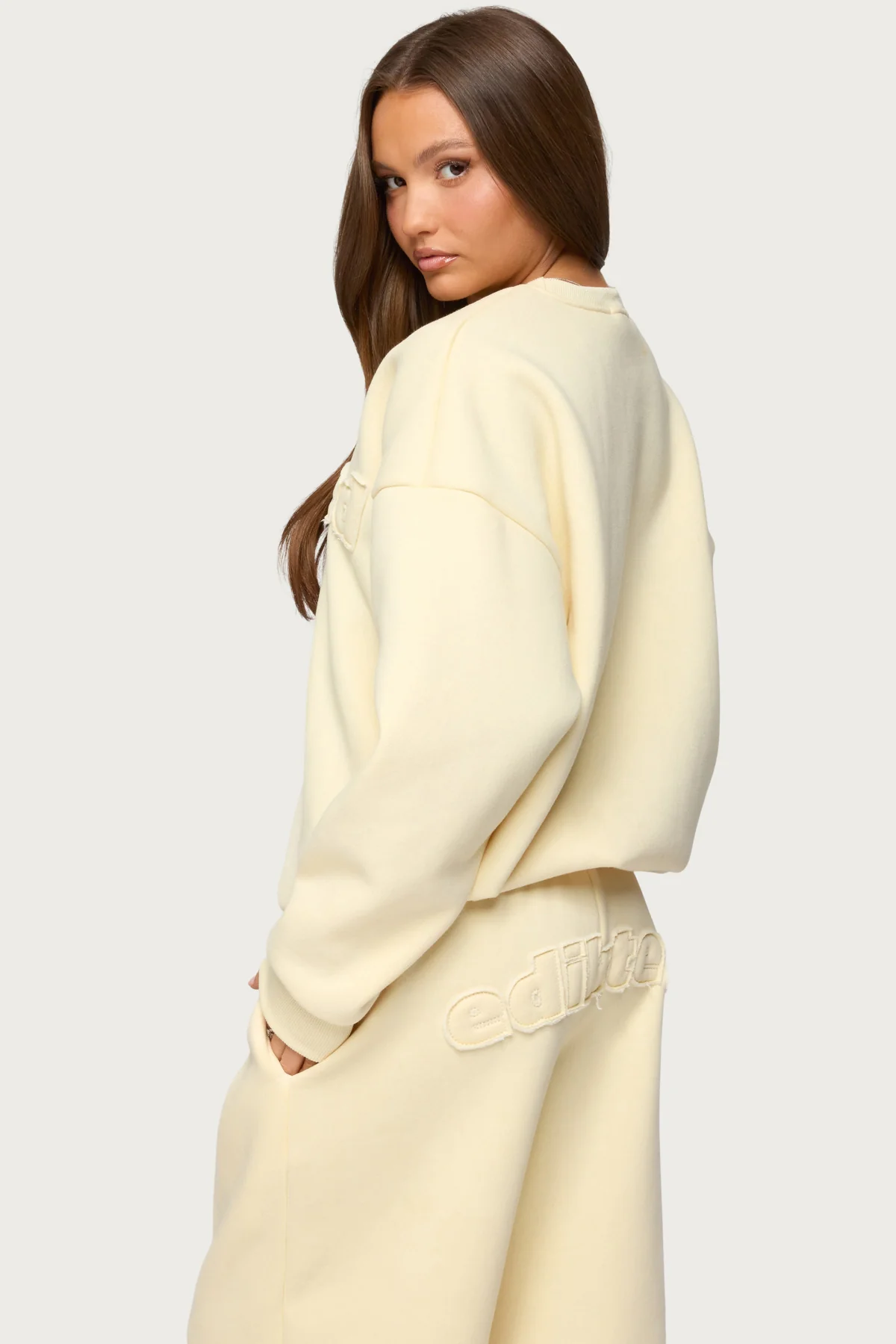 Jaylie Edikted Sweatshirt - Image 4
